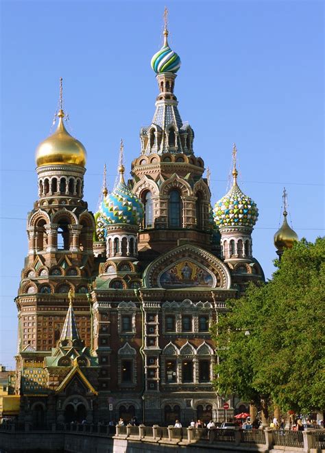 Volgens onze gegevens, in sint petersburg meer leven 5,028,000 van mensen. Tussen Nevski en Smolny | Sint Petersburg | Rusland ...