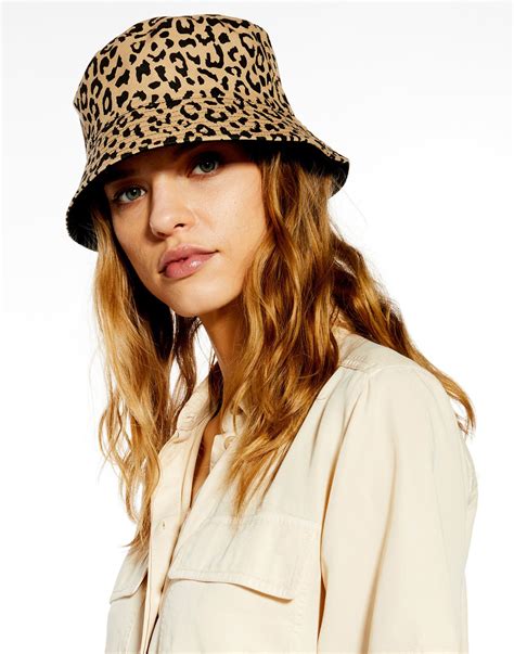 This 90s Trend Is Back Yes Were Talking About Bucket Hats Fabfitfun