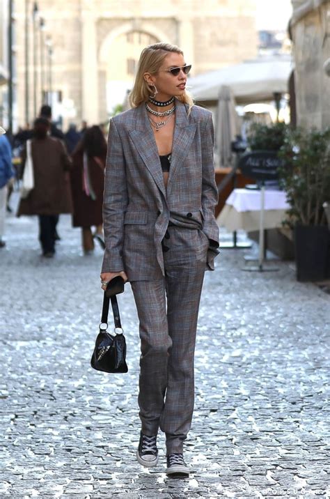 stella maxwell s street style at milan fashion week see the best model street style outfits at