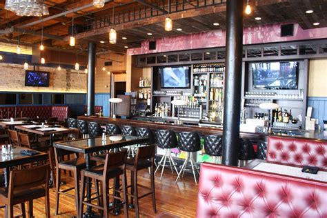 Sports fans flock to these top sports bars for great atmosphere, cold beer and some seriously good grub. Interior shot of the new Gino's East Sports Bar in the ...