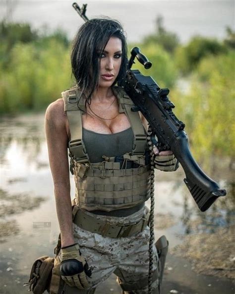 Pin On Hot Military Babes Sexy Girls Guns Girls With Weapons