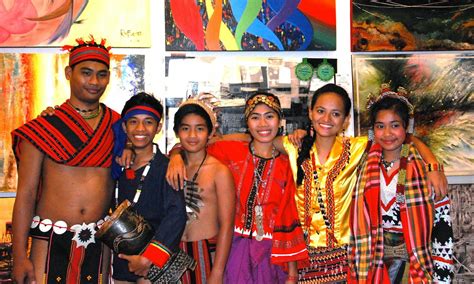 Shopgirl Jen Indigenous Youth Share Their Culture At 2nd Katutubo