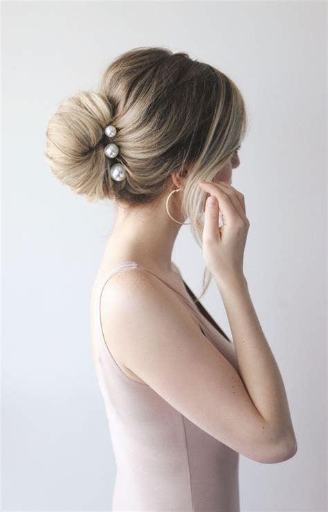 How To Simple Bun Perfect For Prom And Weddings Medium Hair Styles Simple Elegant Hairstyles