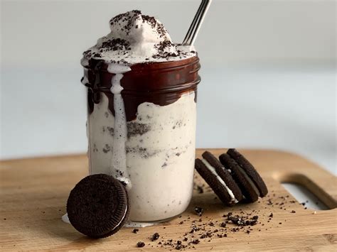 Simple Oreo Milkshake Recipe Aria Art