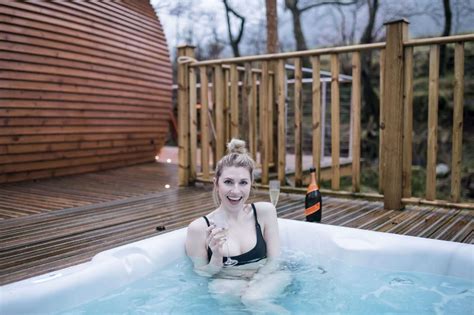 Luxury Lodges With Hot Tubs In The Scottish Highlands Woodlands Glencoe