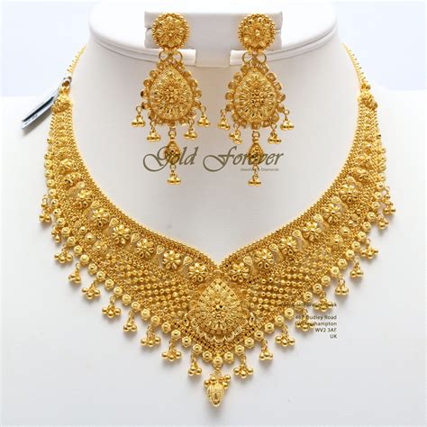 22 Carat Indian Gold Necklace Set 676 Grams Codens1006 In 2020 Gold