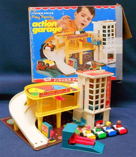 Vintage 1970s 930 Fisher Price Action Garage Complete With Box Ebay