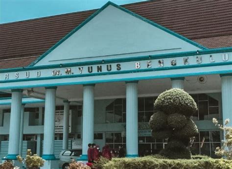 Gaji Perawat RSUD Dr M Yunus Bengkulu: Apakah Sudah Sesuai?