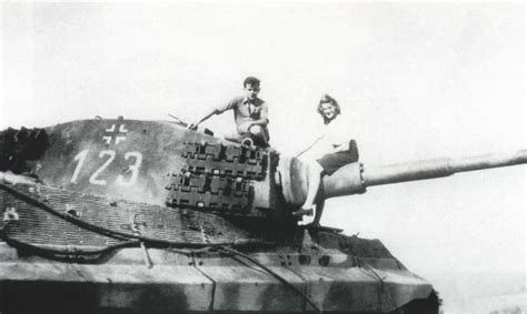 Tiger Ii 123 Of 101st Ss Schwere Panzer Abteilung Abandoned On 288