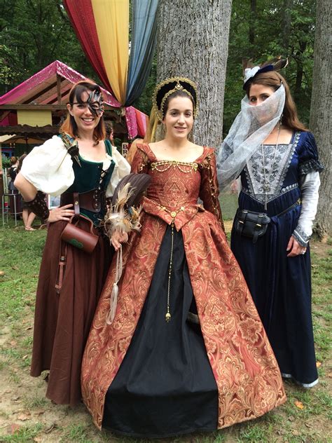 Renaissance Faire Wench Trove Costumes