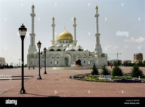 Nur Astana Mosque In The City Of Astana Kazakhstan Stock Photo Alamy