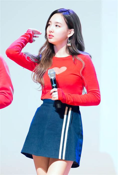 twice nayeon candy pop sudden attack fan meeting namorados fofa