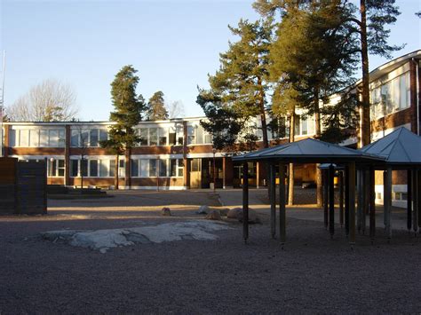 Meilahti Primary School · Finnish Architecture Navigator