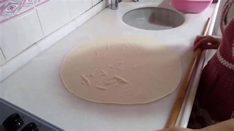 How To Roll Out Dough Evenly Without Sticking With Technical Details