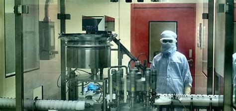 You shouldn't postpone your vaccinations. Covid-19-Impfstoff-Fabrik | Coronavirus im Austria-Forum