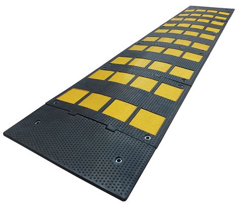 Grainger Approved Speed Bump Rubber 9 Ft Lg 1 18 In Ht 24 In Wd