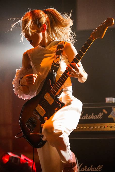 Scandal Japanese Band Female Guitarist Female Musicians
