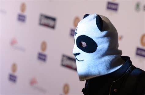 Cro Bei Der Echo Verleihung Ohne Preis Aber Mit Neuer Maske Panorama