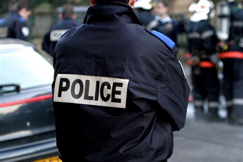 PARIS Jeune tué par un policier la famille de la victime est en colère