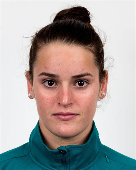 Mckeown was asked to say something to her family. Kaylee McKeown Results | Commonwealth Games Australia