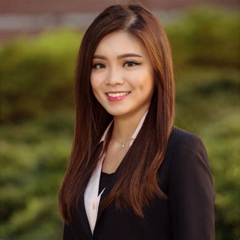 Linh Nguyen Linkedin