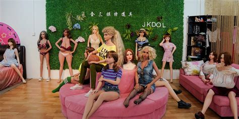 Hong Kongs First Sex Doll Brothel Closes After Police Raid
