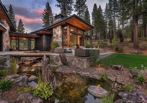 Modern Home Celebrates Indoor Outdoor Living In Sierra Nevada Mountains