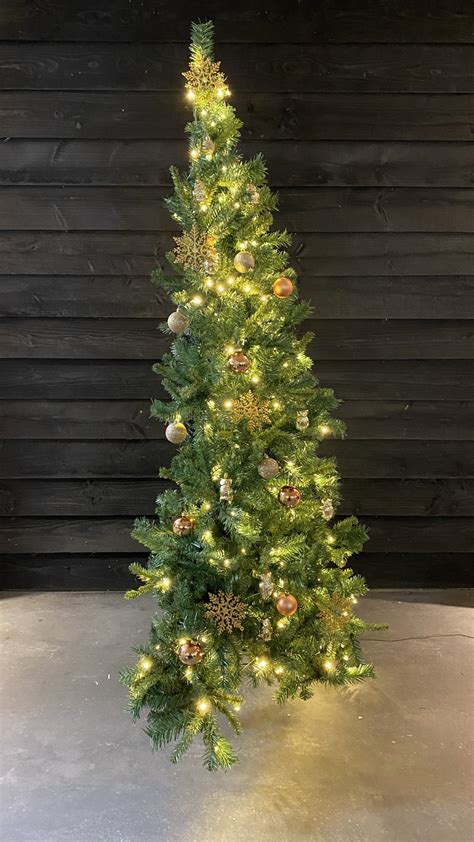 Gelena Halve Kerstboom Met Verlichting KJ Kunstkerstbomen