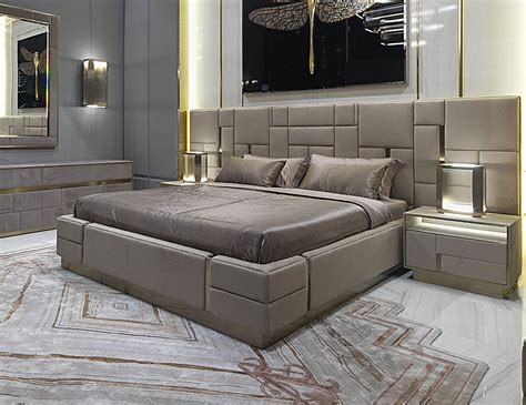 Outstanding Gorgeous 25 Luxury King Bed Design For Luxurious Bedroom