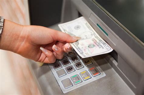 Which Is Better Atms Or Bank Tellers Puloon Atms