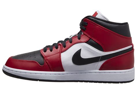 Nike air jordan 1 high og satin snake chicago red, black & white uk 6. Air Jordan 1 Mid Chicago Black Toe 554724-069 Release Date ...