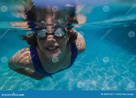 Girl Pool Goggles Underwater Stock Image Image Of Summer Play 28351241