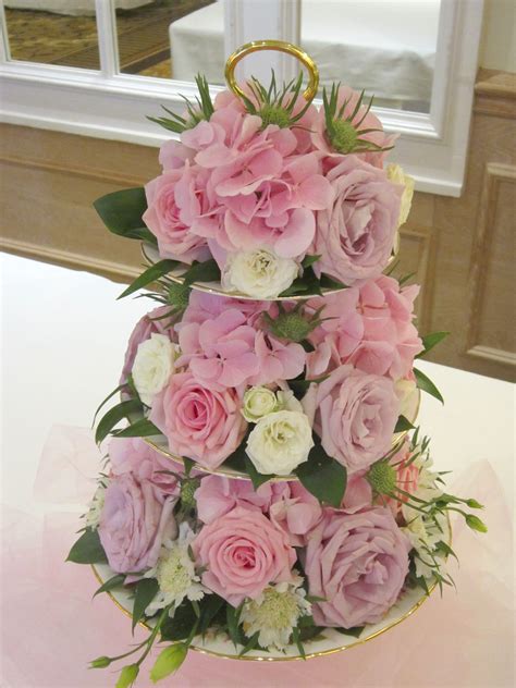 Floral Cake Arrangement And Decoration For Weddings