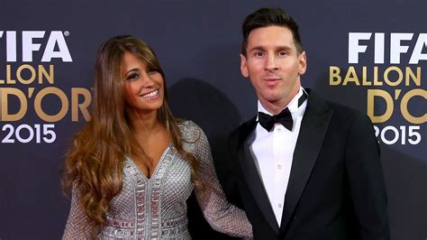 Lionel messi posted a cute throwback picture of him and his wifecredit: Lionel Messi is getting married! Here's what you need to ...
