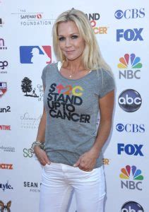 Jennie Garth Biography Height Life Story Biospedia