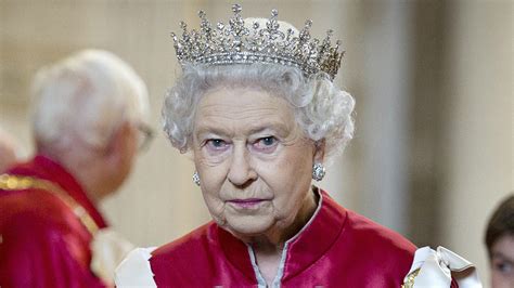 Elizabeth ii (elizabeth alexandra mary; What Happens If Queen Elizabeth II Dies?