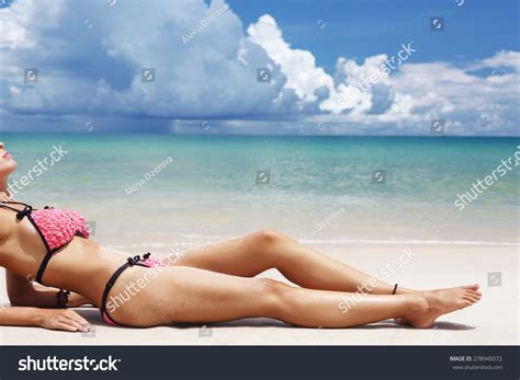 Womens Beautiful Sexy Legs On Beach Stock Photo 278945072 Shutterstock