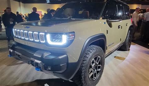 Check Out Jeeps Upcoming Electric Suvs In The Metal Driving Dynamics