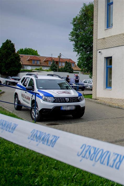 (marele jaf communist / the great communist bank robbery). Bankrablás Pécsett! Egy év alatt másodszor rabolták ki ezt ...
