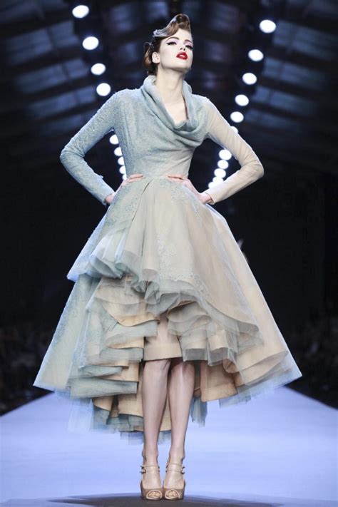 ﻬﻬஐ｡杜晨｡ஐﻬﻬ ~ H ₂o ⊹⊱ Fashion Show ⊰⊹ Christian Dior