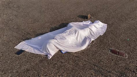 Meerut Uttar Pradesh Headless Body Of Woman Found In Meerut Drain