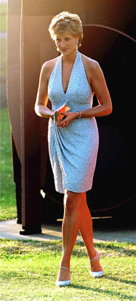 Prinzessin Diana Ihr Großes Mode Vermächtnis Liebenswert Magazin