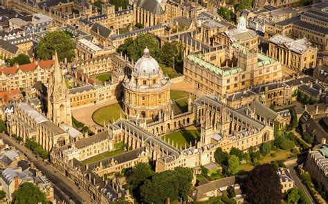 In 2017, its population was recorded at 152,450. Experience in Oxford, United Kingdom by Jenny | Erasmus ...