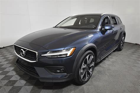 That means it features the same active and passive. New 2019 Volvo V60 Cross Country T5 AWD - $61833.0 | Volvo ...