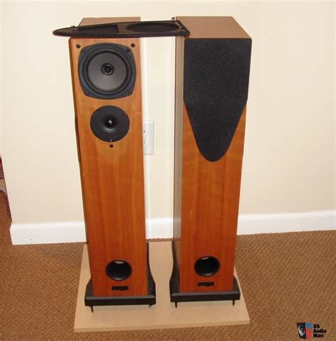 Rega R3 Speakers In Cherry Photo 1343803 Uk Audio Mart