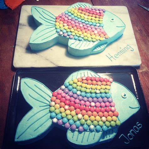 Taufe kuchen torte taufe baby jungen kuchen kinder kuchen geburtstagskuchen kind kuchen kindergeburtstag wal kuchen kuchen baby geburtstag themenbezogene torten kinder geburtstagstorten: Bildergebnis für Ausstecher Fisch (mit Bildern) | Smarties ...
