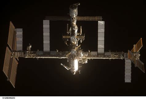 Esa Building The International Space Station