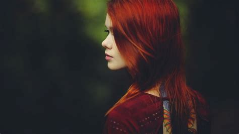 Women Outdoors Redhead Tattoo Women Lass Suicide Rare