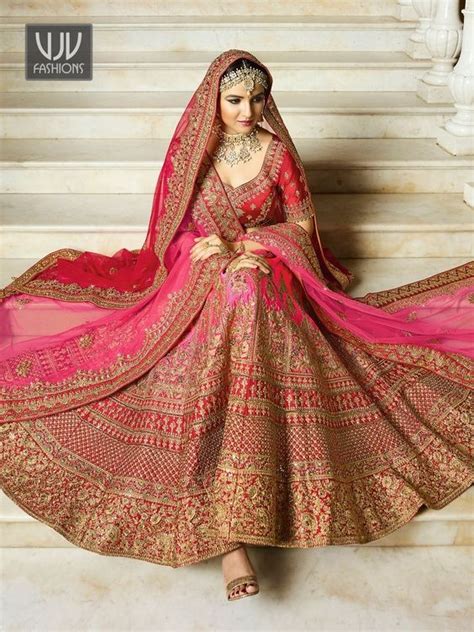 As with the previous years, 2020 comes with a whole new line of thinking for the visual arts. What are the most trending bridal lehenga designs? - Quora