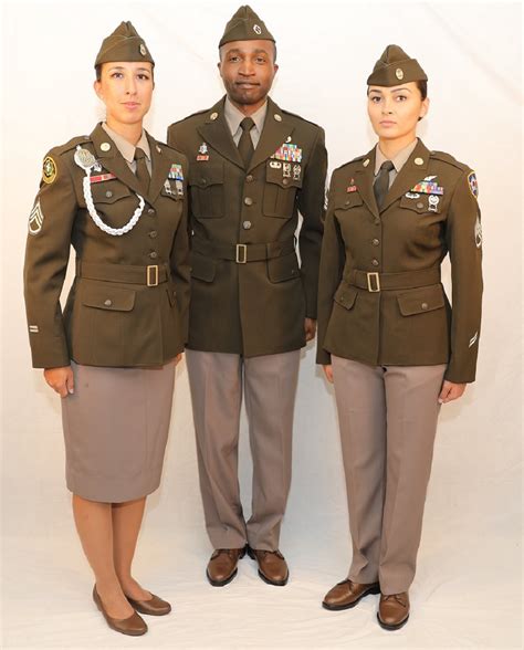 the army is in its final push toward a decision on the iconic ‘pinks and greens uniform